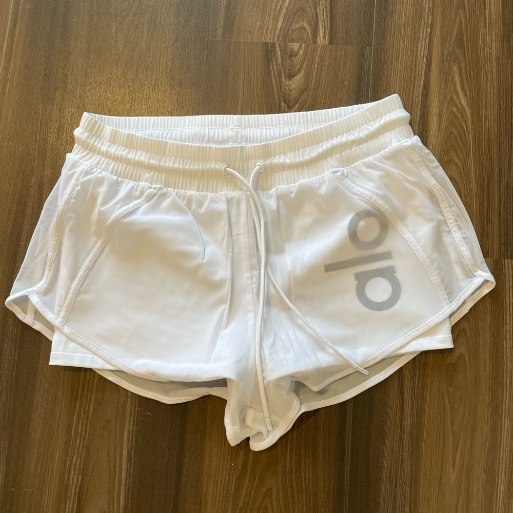 Alo shorts white mesh